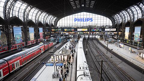 Der Zugverkehr ist am Hauptbahnhof stark eingeschränkt. (Archivbild)