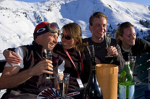 Auch beim Aprés-Ski kann man jetzt sparen, Foto: Kitzbühel