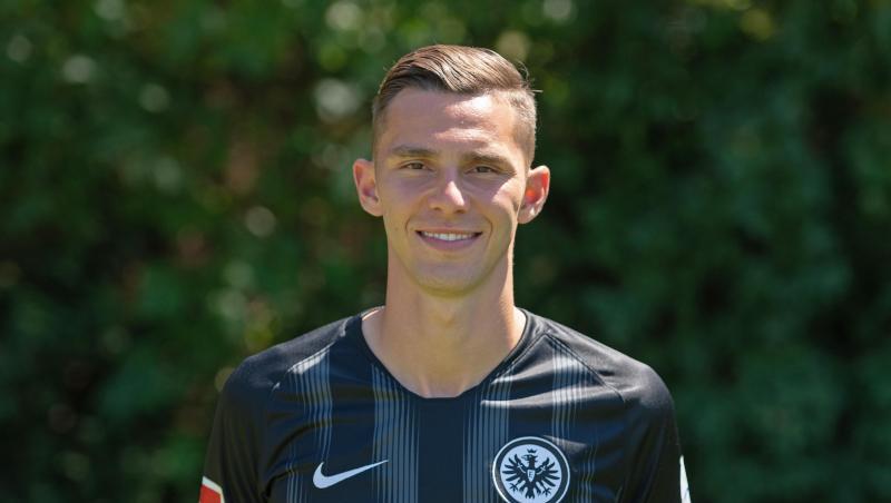 Spieler Branimir Hrgota im Frankfurt-Trikot. Foto: Thorsten Wagner/Archiv Spieler Branimir Hrgota im Frankfurt-Trikot. Foto: Thorsten Wagner/Archiv
