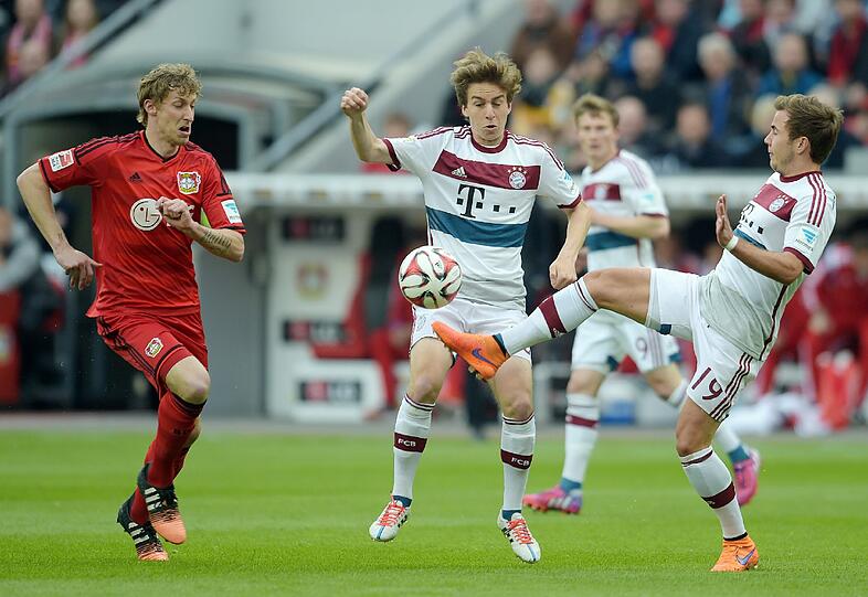 GIANLUCA GAUDINO - NOTE 4 - Auch Bundesliga-Dauerbrenner zuletzt. Darf ran, in der Champions League werden andere im defensiven Mittelfeld gebraucht, etwa der geschonte Xabi Alonso. Gaudino (18) wie immer mit Spielintelligenz und Übersicht, ihm fehlt noch die absolute Wettkampfhärte für die Bundesliga. Baute auch körperlich ab, mehr und mehr Ballverluste.