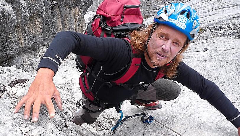 "Jeder Mensch hat seinen Everest": Andy Holzer beim Aufstieg. "Jeder Mensch hat seinen Everest": Andy Holzer beim Aufstieg.