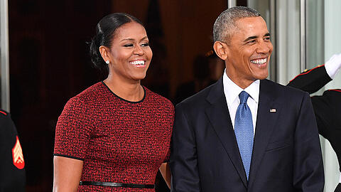 Michelle und Barack Obama werden gemeinsam in einem neuen Podcast zu hören sein.