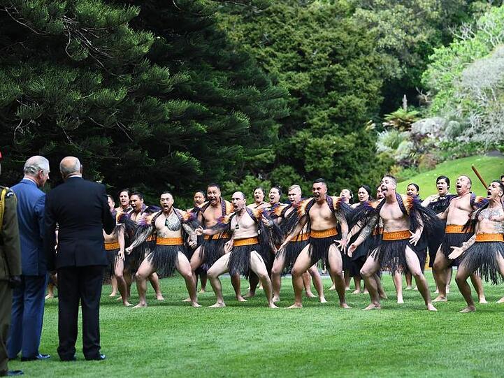 Der traditionelle Tanz der Maori: der Haka.