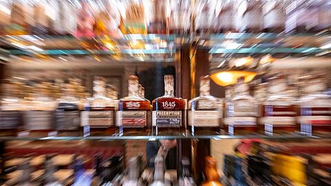 Nicht von den Zusatzzöllen betroffen: amerikanischer Whiskey und andere alkoholische Getränke. (Archivbild)