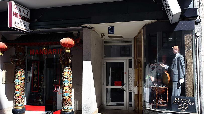 Vom Chinesen geht&rsquo;s nebenan direkt zur Madame an die Bar.