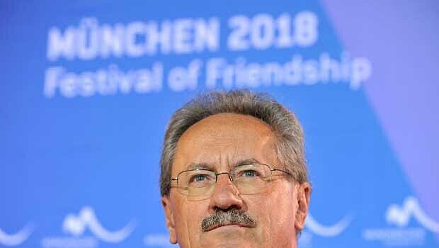 Oberbürgermeister Christian Ude (SPD) will kommende Woche in
Südafrika bis kurz vor der Entscheidung des IOC über die Winterspiele
2018 für Bayern werben. Oberbürgermeister Christian Ude (SPD) will kommende Woche in
Südafrika bis kurz vor der Entscheidung des IOC über die Winterspiele
2018 für Bayern werben.