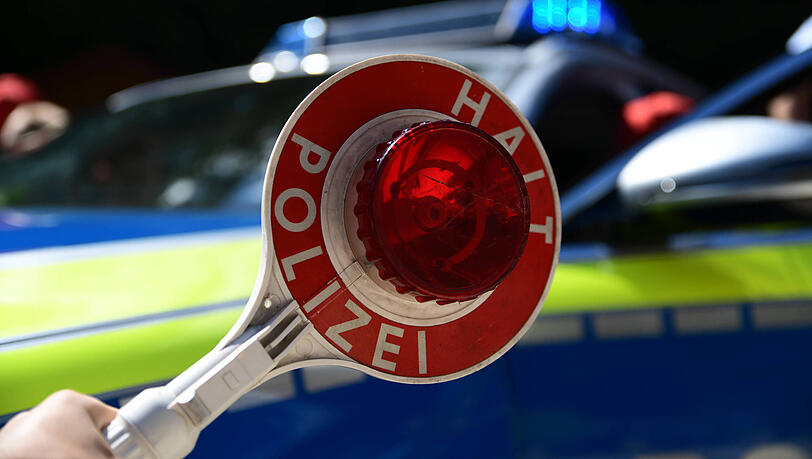Da der Pedelec-Fahrer zum Zeitpunkt der Polizeikontrolle unter dem Einfluss von Betäubungsmitteln stand, wurde auch eine Blutentnahme veranlasst. (Symbolbild)