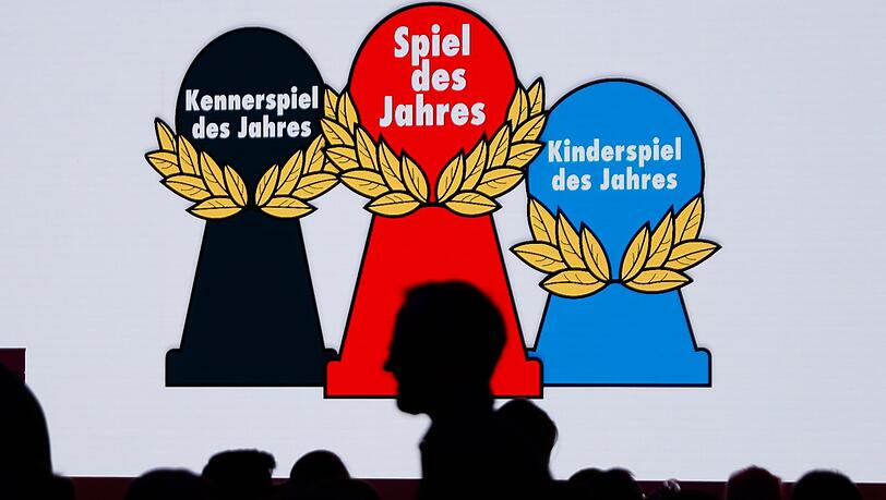 In Berlin sind die Auszeichnungen für das "Spiel des Jahres" in drei Kategorien vergeben worden. In Berlin sind die Auszeichnungen für das "Spiel des Jahres" in drei Kategorien vergeben worden.