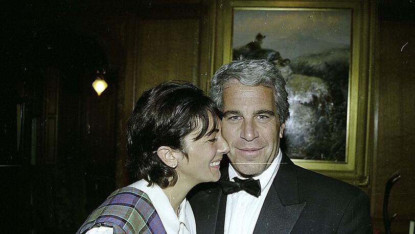 Epstein-Vertraute Maxwell (l.): 20 Jahre Haft. (Archivbild) Epstein-Vertraute Maxwell (l.): 20 Jahre Haft. (Archivbild)