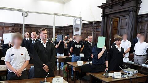 Alle Angeklagten wurden wegen Mitgliedschaft oder Unterst&uuml;tzung der rechten Terrorgruppe verurteilt.