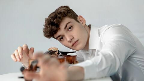 Andrea Cicalese wusste schon mit sieben Jahren, dass er das Geigenspiel zum Beruf machen will. Heute, mit 19 Jahren, hat er sein Ziel erreicht.