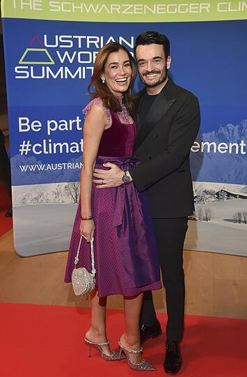 In bester Laune im "Stanglwirt": Jana Ina und Giovanni Zarrella.