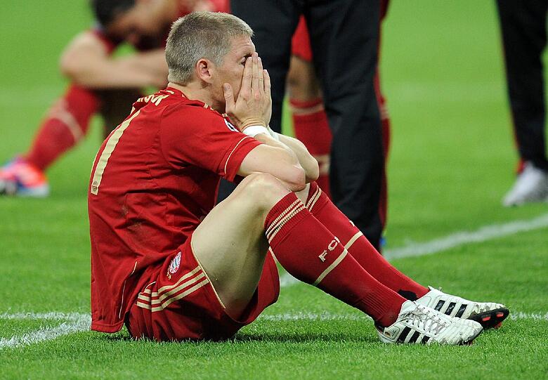 Enttäuschung pur: Bastian Schweinsteiger nach seinem verschossenen Elfmeter gegen Chelsea