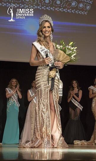 Angela Ponce wird zur "Miss Universe Spain" gekürt.