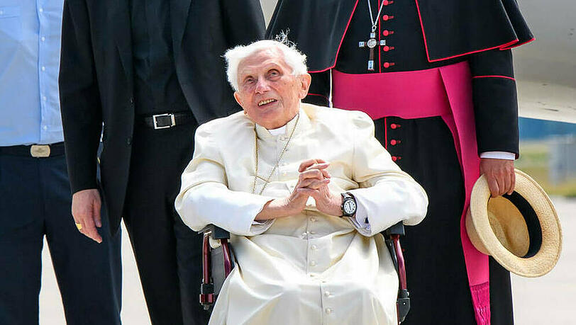 Benedikt XVI. befindet sich auf dem Weg der Besserung. Benedikt XVI. befindet sich auf dem Weg der Besserung.