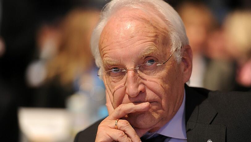 Bayern-Aufsichtsratmitglied Edmund Stoiber. Bayern-Aufsichtsratmitglied Edmund Stoiber.