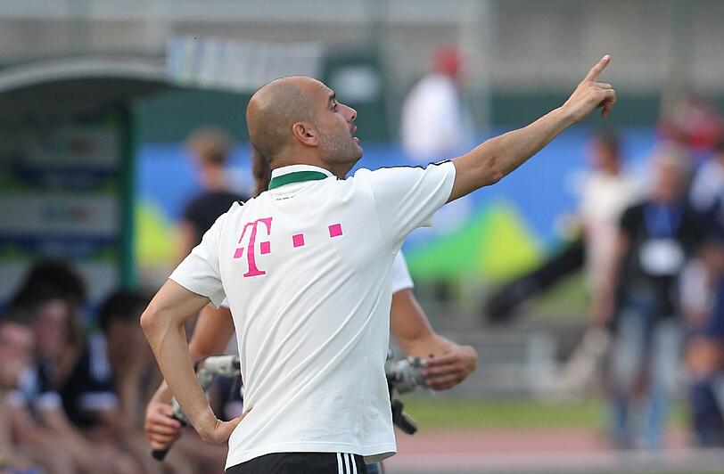 Die besten Szenen vom Testspiel der Bayern gegen die Paulaner Traumelf.