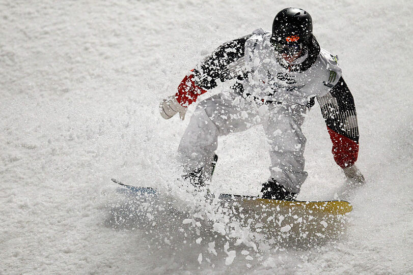 Ein Spektakel der besonderen Art: Im Münchner Olympiastadion sahen 16.500 Zuschauer die besten Snowboarder und ihre gewagten Sprünge.