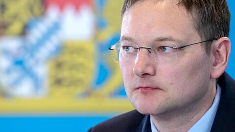 Hans Reichhart (CSU), bayerischer Verkehrsminister. Foto: Peter Kneffel/Archivbild