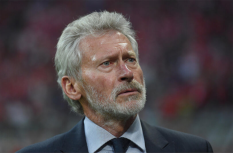 "Mit Abstieg kenn' ich mich nicht aus" (Paul Breitner im Doppelpass bei Sport1 zum Thema Borussia Dortmund)