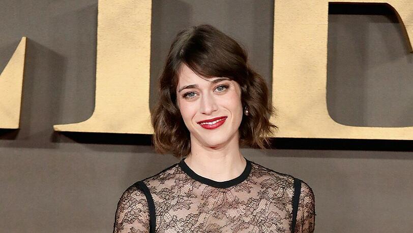 Lizzy Caplan nimmt Kurs auf das "X-Men"-Universum: Sie verhandelt über eine Rolle in "Gambit".