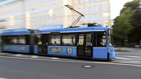 Der erste Abschnitt der Tram-Westtangente soll noch dieses Jahr fertig werden. (Archiv)