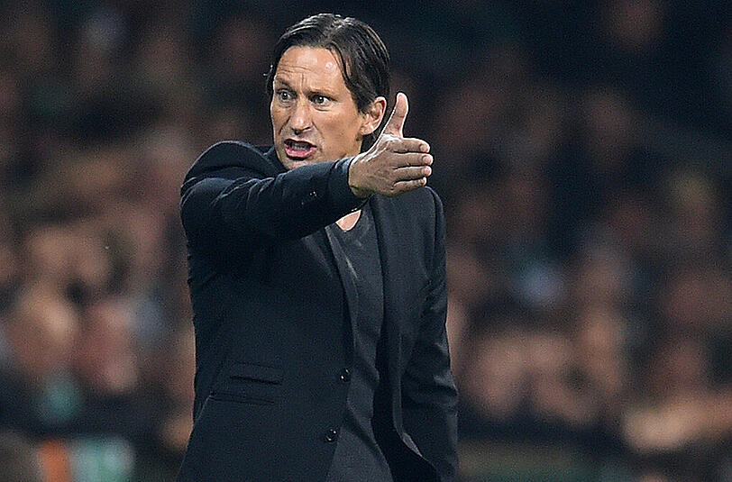 Bayer-Trainer Roger Schmidt will im 100. Champions-League-Spiel der Leverkusener Vereinsgeschichte eine andere Mannschaft sehen als zuletzt in der Bundesliga.