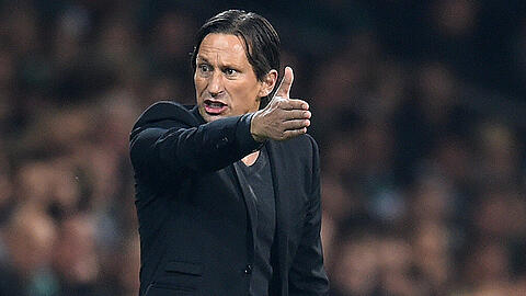 Bayer-Trainer Roger Schmidt will im 100. Champions-League-Spiel der Leverkusener Vereinsgeschichte eine andere Mannschaft sehen als zuletzt in der Bundesliga.