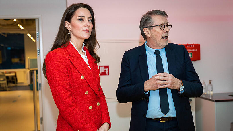Herzogin Kate zeigt sich bei ihrem Dänemark-Besuch etwas nervös. Herzogin Kate zeigt sich bei ihrem Dänemark-Besuch etwas nervös.