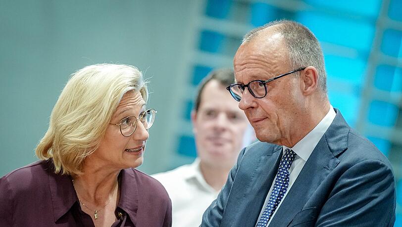 Auch Saar-Ministerpräsidentin Anke Rehlinger (SPD) ist gegen eine komplette Umsetzung der Rentenreform. (Archivfoto) Auch Saar-Ministerpräsidentin Anke Rehlinger (SPD) ist gegen eine komplette Umsetzung der Rentenreform. (Archivfoto)