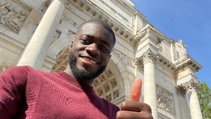 Auch Neuzugang Dayot Upamecano beginnt mit den Vorbereitungen an der Säbener Straße. Auch Neuzugang Dayot Upamecano beginnt mit den Vorbereitungen an der Säbener Straße.