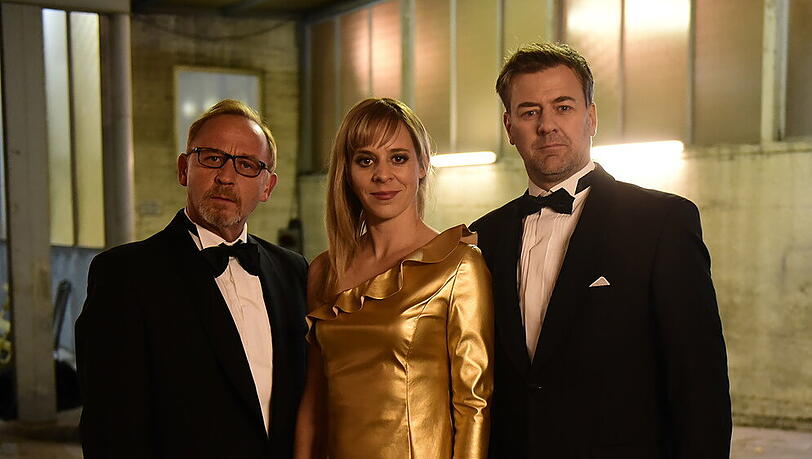 "München Mord: Die Unterirdischen": Schaller (Alexander Held, l.), Angelika Flierl (Bernadette Heerwagen) und Harald Neuhauser (Marcus Mittermeier) ermitteln undercover "München Mord: Die Unterirdischen": Schaller (Alexander Held, l.), Angelika Flierl (Bernadette Heerwagen) und Harald Neuhauser (Marcus Mittermeier) ermitteln undercover