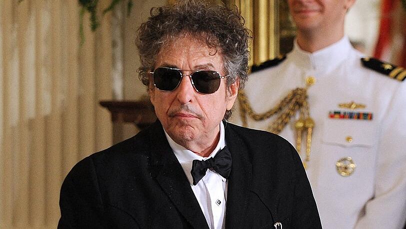 Fans zahlen für jeden Schnipsel von Bob Dylan. Fans zahlen für jeden Schnipsel von Bob Dylan.
