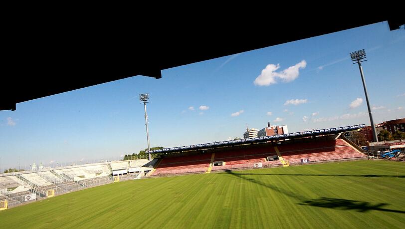 Das Grünwalder Stadion. Das Grünwalder Stadion.