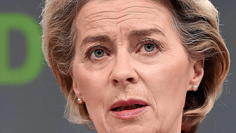 EU-Kommissionspräsidentin Ursula von der Leyen während der Pressekonferenz im EU-Hauptquartier in Brüssel. EU-Kommissionspräsidentin Ursula von der Leyen während der Pressekonferenz im EU-Hauptquartier in Brüssel.