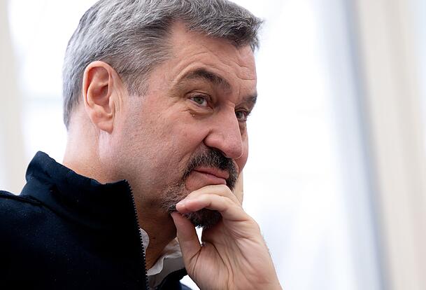 Söder führt einen Koalitionswahlkampf – anders als Merz (Archivbild).
