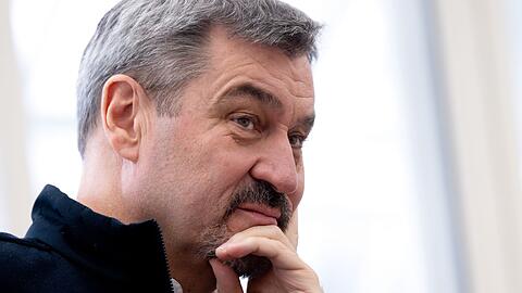Söder führt einen Koalitionswahlkampf – anders als Merz (Archivbild).