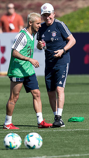 Schwitzen für den großen Triple-Traum: Klicken Sie sich durch die Trainings-Bilder vom Mittwoch.