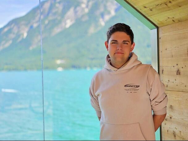 Andreas Neuner (17) engagiert sich für seine Heimat Grainau. Andreas Neuner (17) engagiert sich für seine Heimat Grainau.