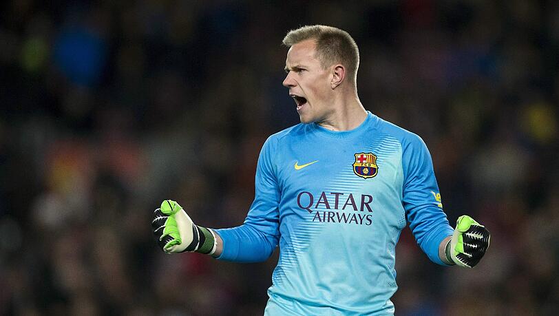 Barca-Keeper ter Stegen feiert den Erfolg gegen Atletico Madrid und seine starke Leistung für den FC Barcelona. Barca-Keeper ter Stegen feiert den Erfolg gegen Atletico Madrid und seine starke Leistung für den FC Barcelona.