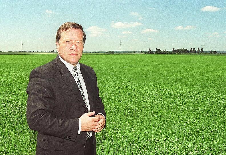 Söder bekommt Johannes Hintersberger als Finanzstaatssekretär: Der Augsburger CSU-Bezirksvorsitzende ist 59 Jahre alt. Er verdankt seine Berufung unter anderem dem Regionalproporz.