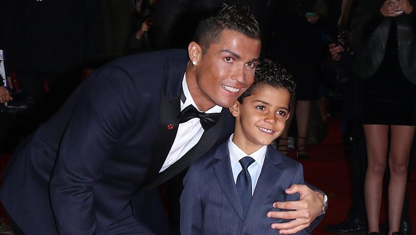 Seit diesem Bild von Cristiano Ronaldo und seinem Sohn hat sich viel getan. Seit diesem Bild von Cristiano Ronaldo und seinem Sohn hat sich viel getan.