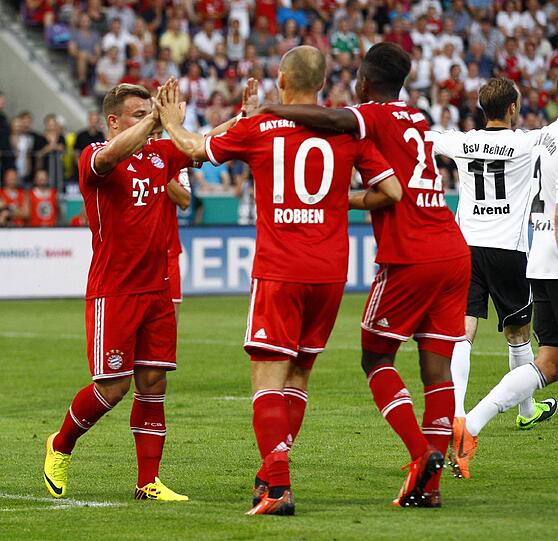 Neue Saison, altes Bild: Die Bayern gewinnen souverän in der ersten DFB-Pokalrunde.