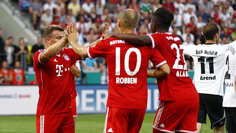 Neue Saison, altes Bild: Die Bayern gewinnen souverän in der ersten DFB-Pokalrunde. Neue Saison, altes Bild: Die Bayern gewinnen souverän in der ersten DFB-Pokalrunde.