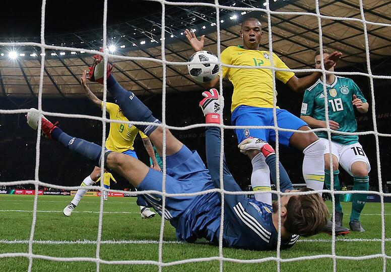 6. Der Warnschuss: Das 0:1 im März im Test gegen Brasilien.