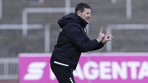 Vor Mammutaufgabe: Türkgücü- Trainer Andreas Heraf.