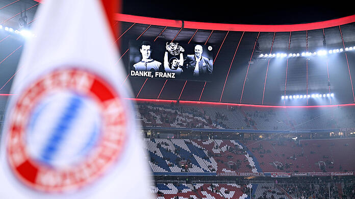 Am Freitag findet in der Allianz Arena die große Trauerfeier für den "Kaiser" Franz Beckenbauer statt.