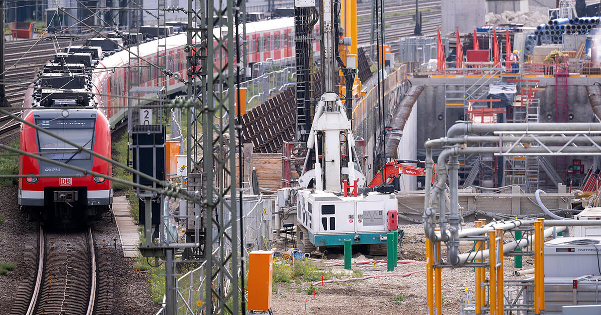 Dieser-wichtige-Bahnhof-in-M-nchen-ist-wieder-mit-dem-Aufzug-zu-erreichen-zumindest-in-einer-Richtung