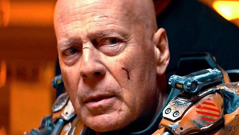 Angeschlagen, nicht nur im Film: Bruce Willis in "Cosmic Sin".