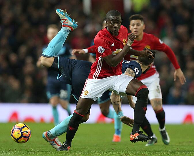 Er war der Wunschtransfer von José Mourinho und das will etwas heißen! Eric Bailly spielt bei ManU und für die Elfenbeinküste.